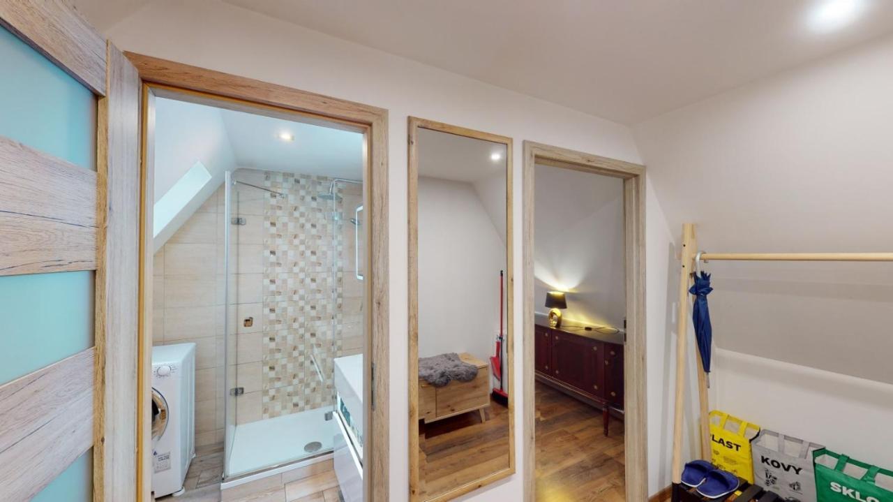 Apartman Atelier Vary V Nove Zrekonstruovanem Dome Karlovy Vary Exterior foto